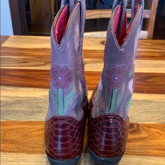 Like New Ariat 9B Square Toe Fatbaby Boots - Picture 5 of 9